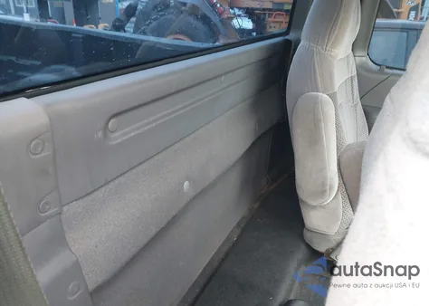 2002 Ford F150 z USA, uszkodzony, nr VIN 1FTRF17242NB86232